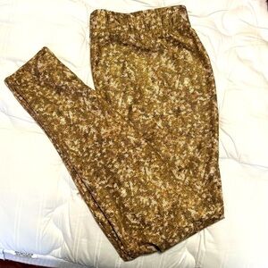 LIVI ACTIVE LEGGINGS 14/16 GOLD, SILVER AND WHITE SHIMMER EXCELLENT CONDITION